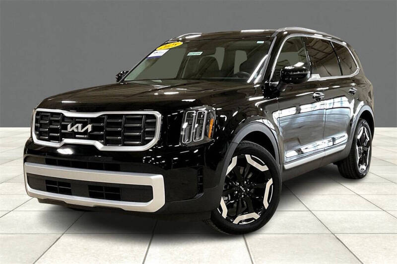 Used 2025 Kia Telluride S with VIN 5XYP6DGC2SG572298 for sale in Montevideo, Minnesota