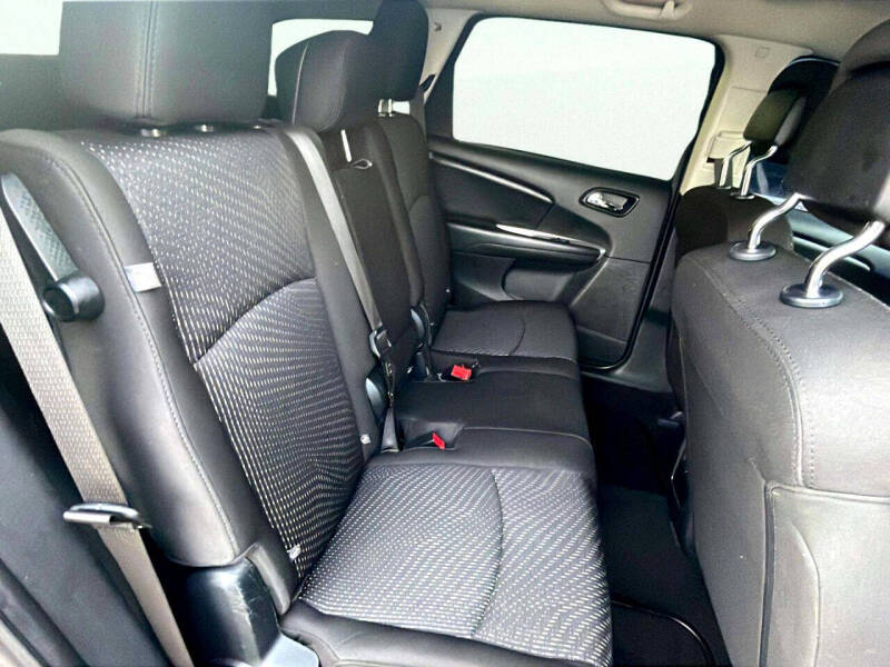 2019 Dodge Journey SE