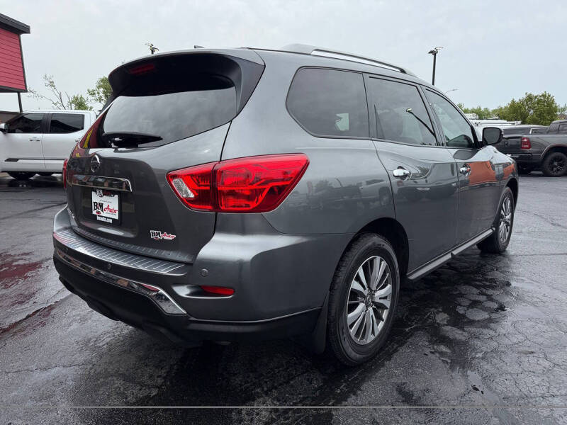 2020 Nissan Pathfinder S