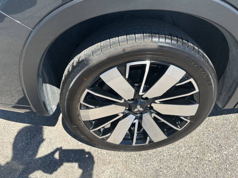 2025 Mitsubishi Outlander SEL