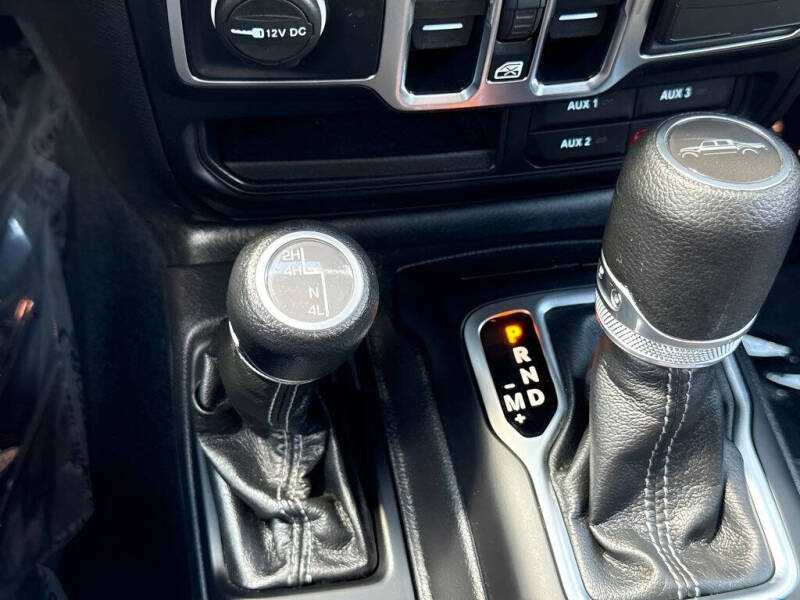 2024 Jeep Gladiator Sport