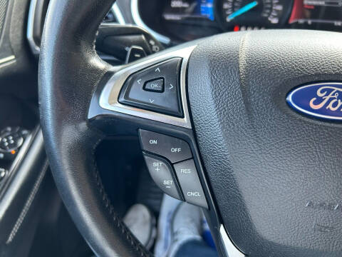 2017 Ford Edge Titanium