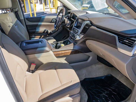 2017 Chevrolet Suburban LT