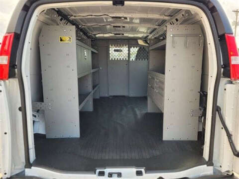 2025 Chevrolet Express 2500