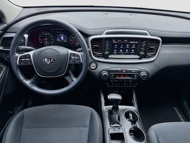 2020 Kia Sorento S V6