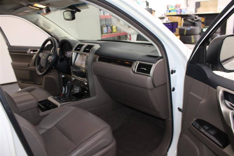 2017 Lexus GX 460