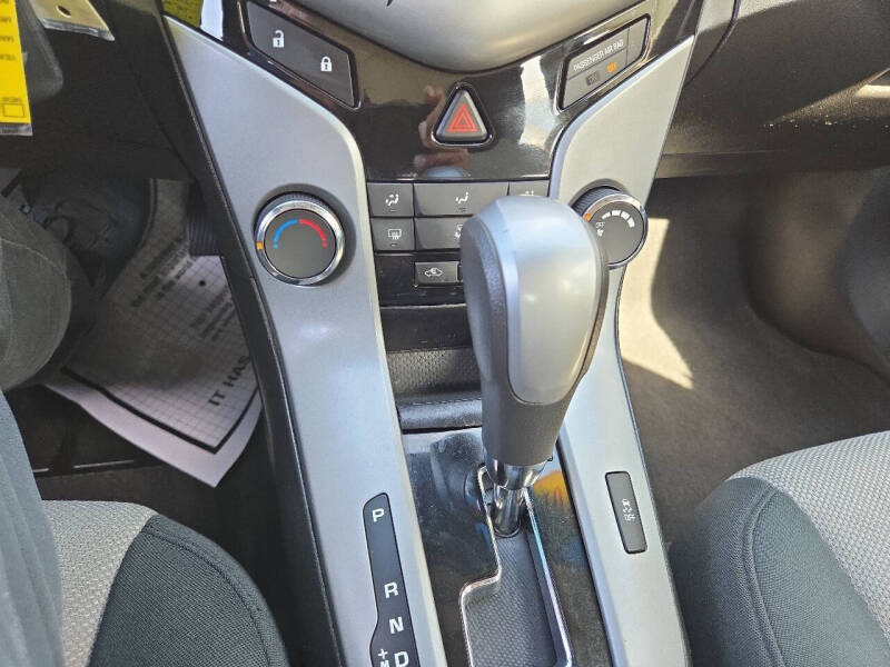 2012 Chevrolet Cruze LS