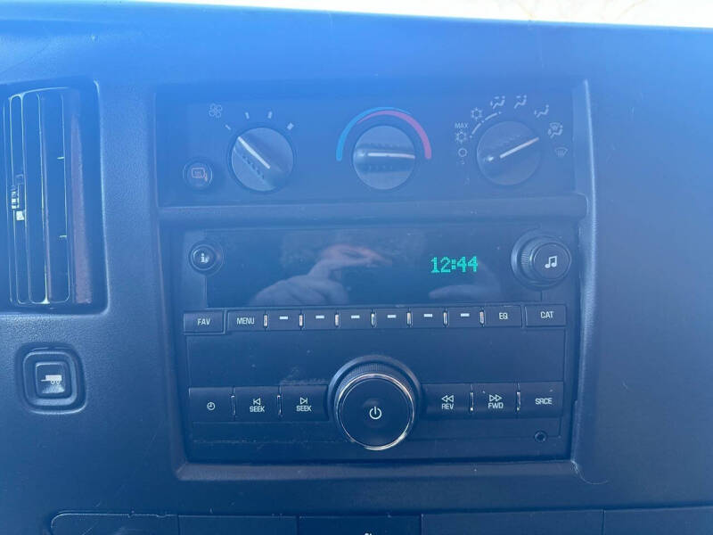 2016 GMC Savana 2500