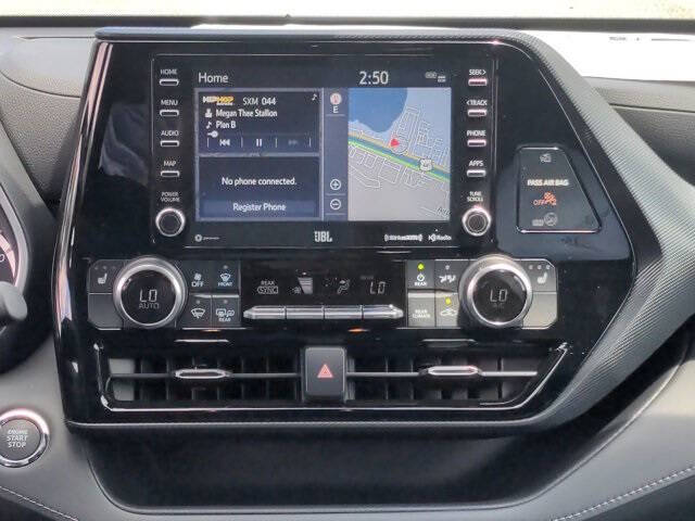 2022 Toyota Highlander XSE