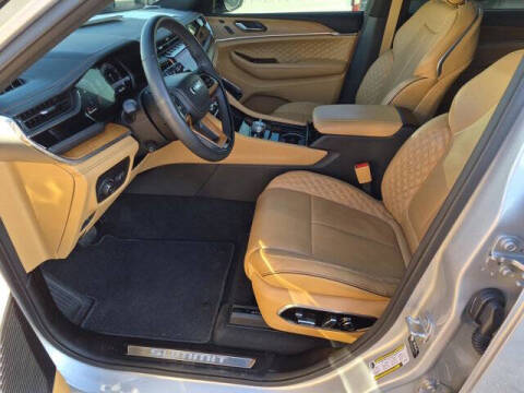 2024 Jeep Grand Cherokee L Summit