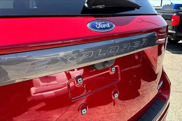 2024 Ford Explorer XLT