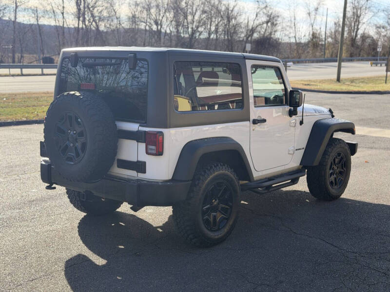 2017 Jeep Wrangler Willys Wheeler W