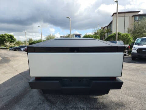 2024 Tesla Cybertruck