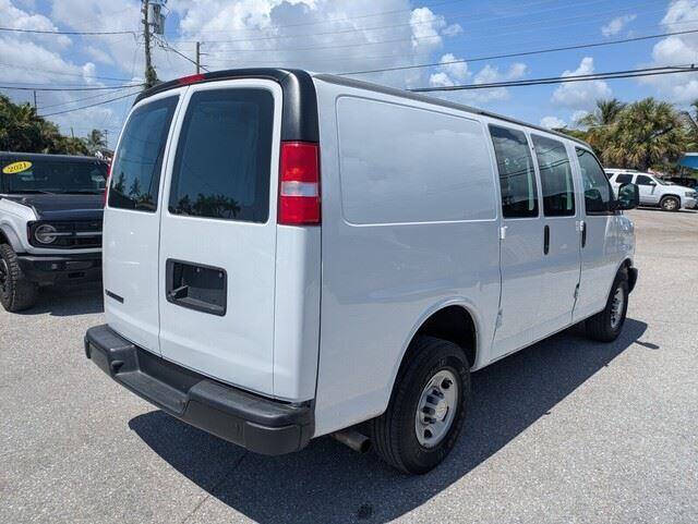 2021 Chevrolet Express 2500