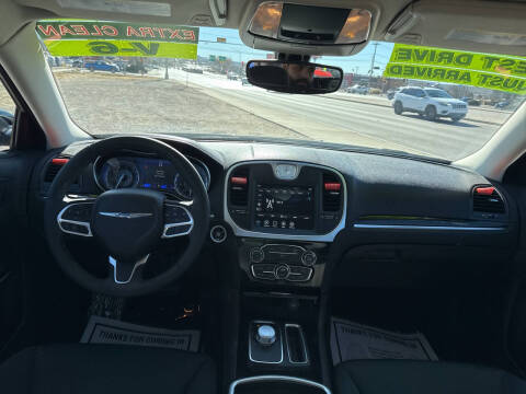 2023 Chrysler 300 Touring