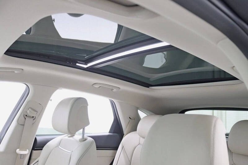 2024 Genesis GV70 2.5T Standard