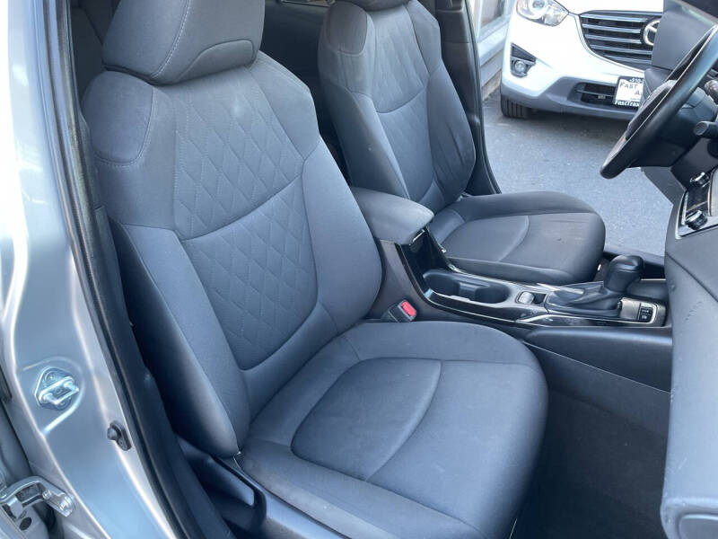 2022 Toyota Corolla Hybrid LE