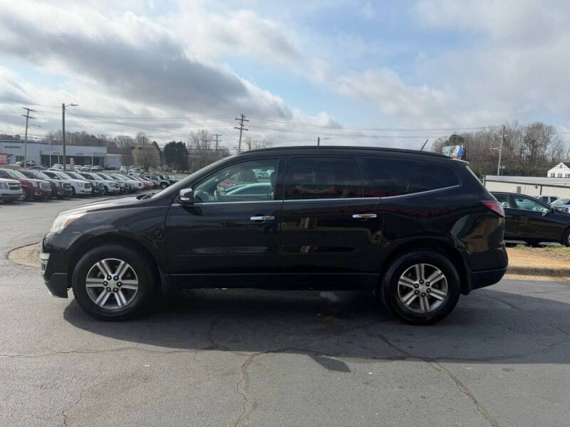 2017 Chevrolet Traverse LT