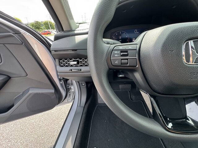 2025 Honda Accord SE