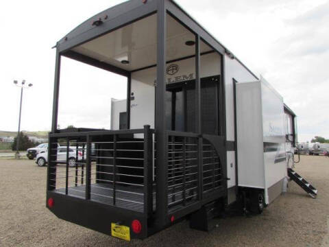 2025 Forest River 38 VERANDA