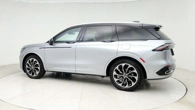 2024 Lincoln Nautilus Hybrid Reserve