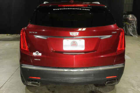 2017 Cadillac XT5 Luxury