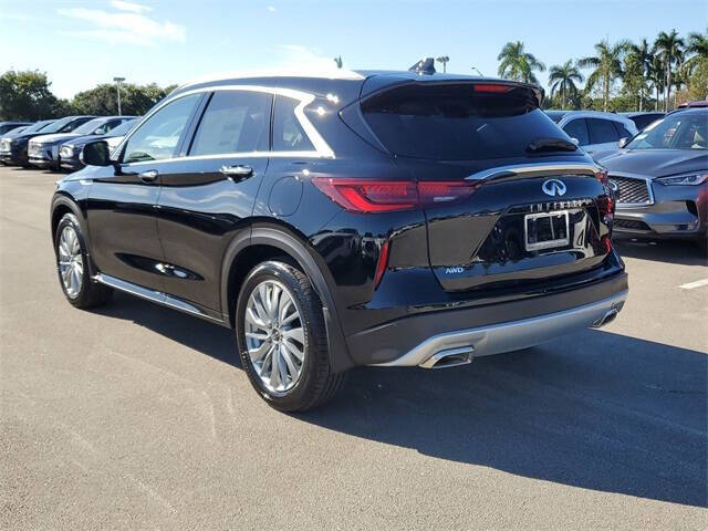 2025 Infiniti QX50 Luxe