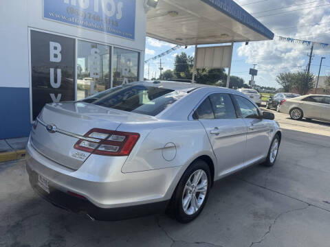 2015 Ford Taurus SEL