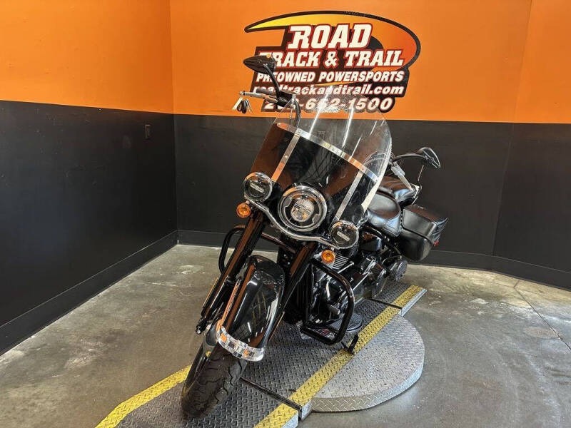 2018 Harley-Davidson FLHC - Softail Heritage