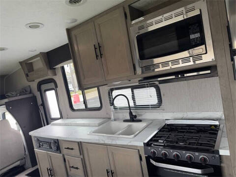 2021 Ford E-Series E-450 SD