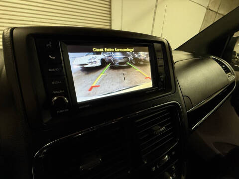 2014 Dodge Grand Caravan SXT 30th Anniversary