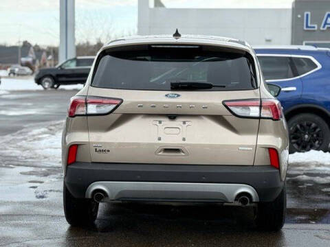 2020 Ford Escape SE