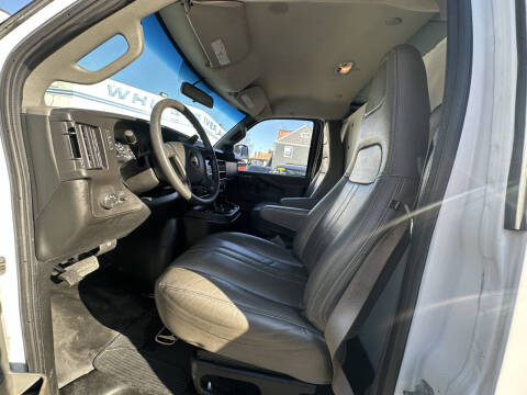 2019 Chevrolet Express 2500
