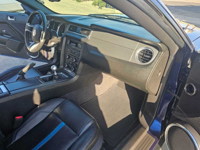 2011 Ford Mustang GT Premium