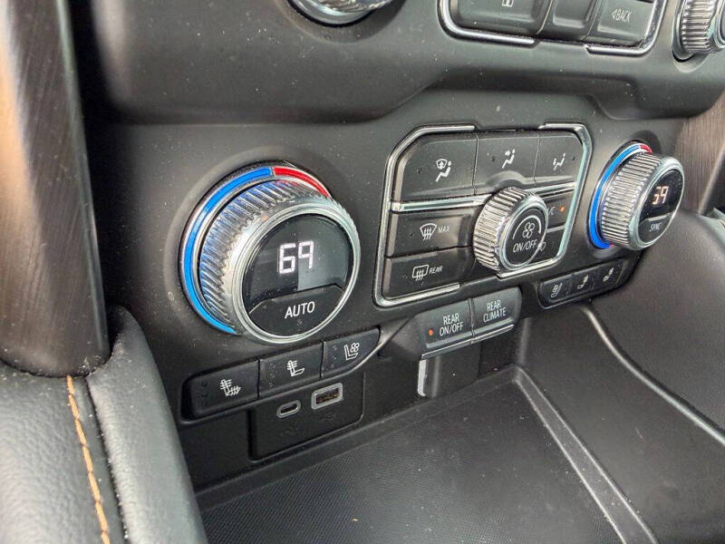 2022 GMC Yukon AT4