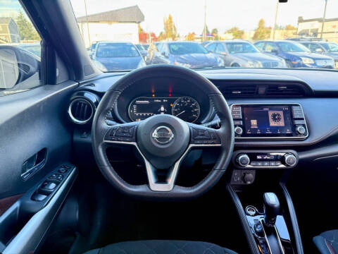 2018 Nissan Kicks SR