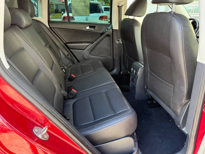 2012 Volkswagen Tiguan S 4Motion