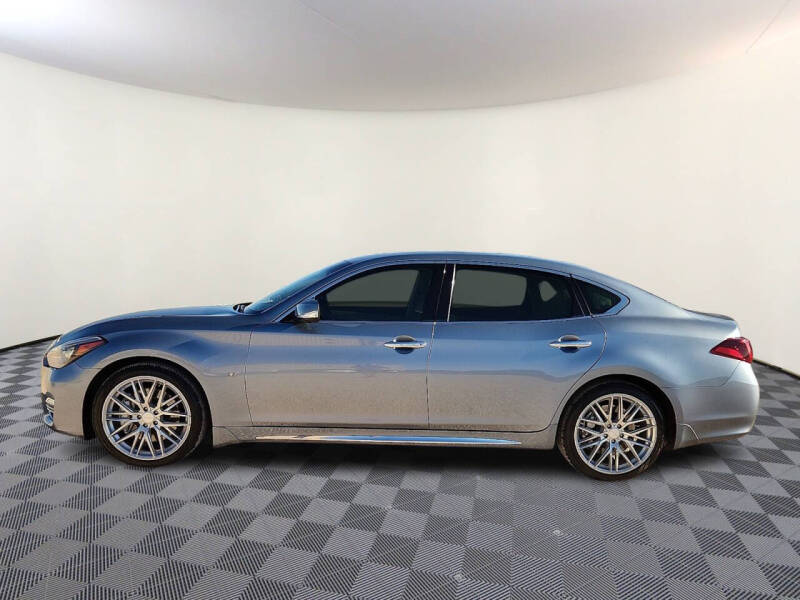 2017 Infiniti Q70L 3.7