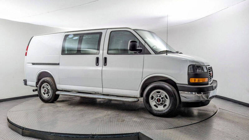 2017 GMC Savana 2500