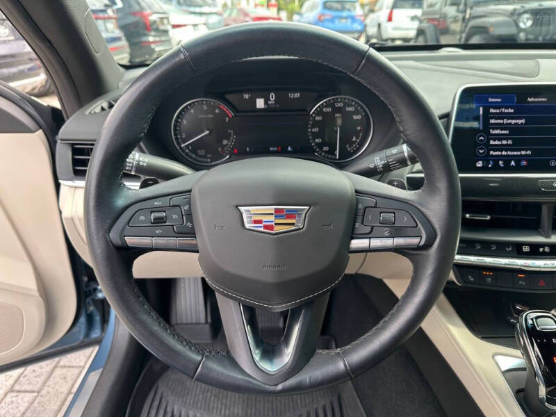 2024 Cadillac CT4 Premium Luxury