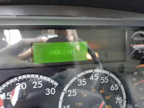 2015 Freightliner M2 106