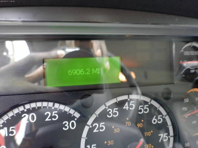 2015 Freightliner M2 106