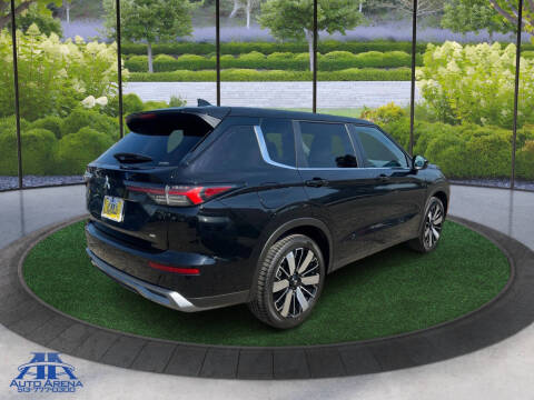 2025 Mitsubishi Outlander SE
