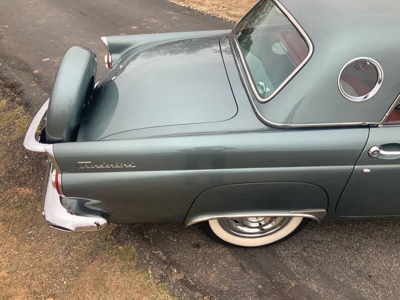 1956 Ford Thunderbird