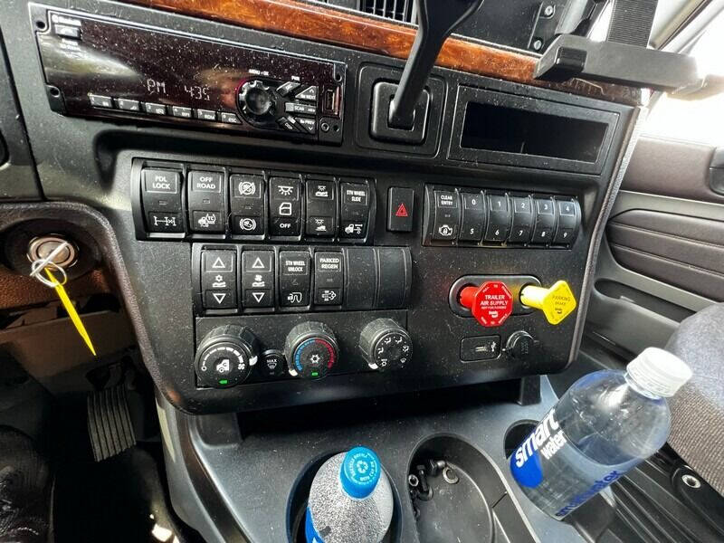 2018 International LT625