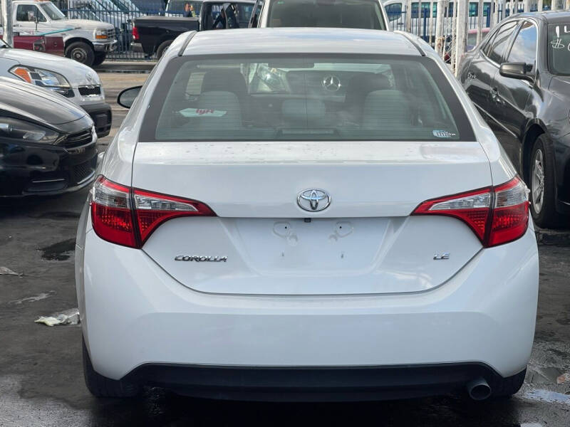 2016 Toyota Corolla LE