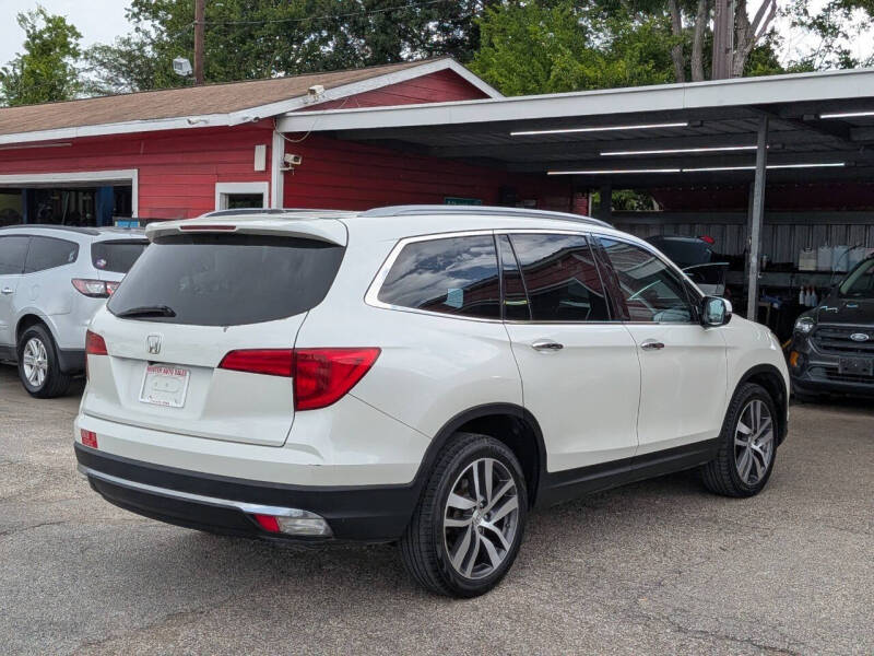 2017 Honda Pilot Elite