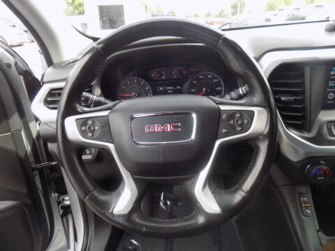 2017 GMC Acadia SLE-2