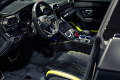 2023 Lamborghini Urus Performante