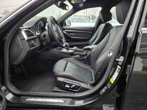 2018 BMW 3 Series 330i xDrive